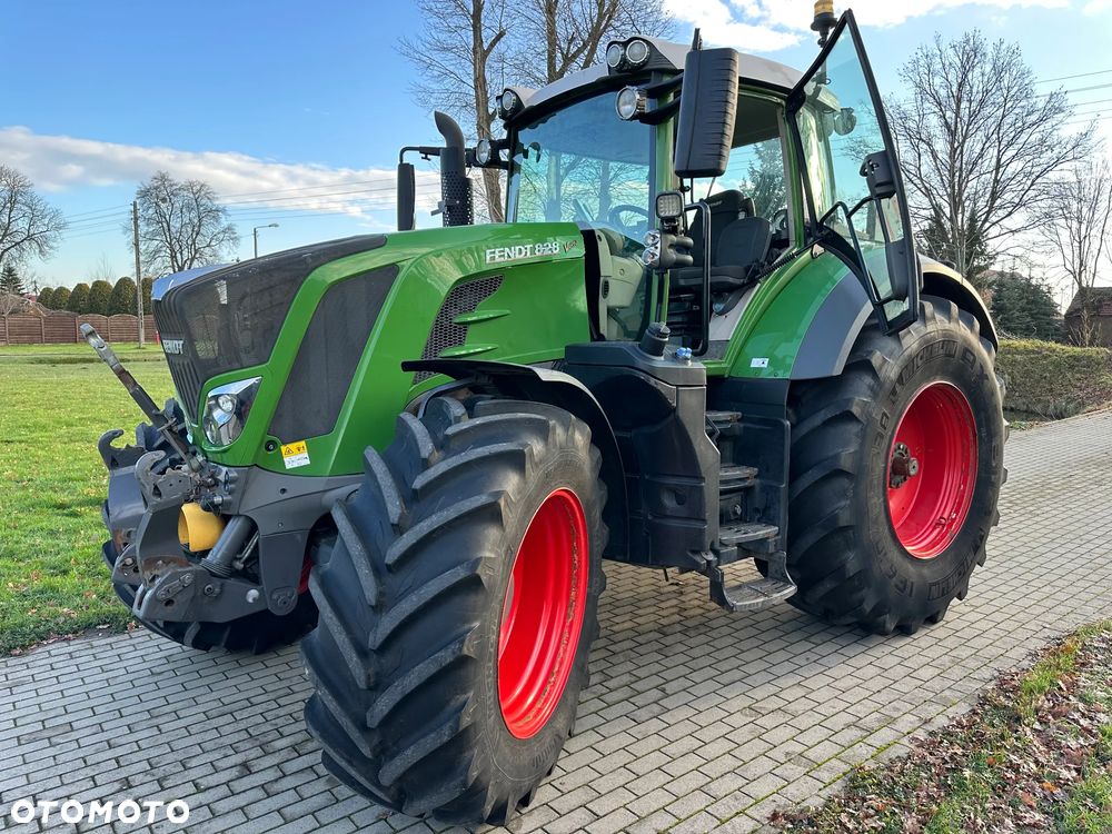 Fendt 828 S4 Profi Plus ,724 - 10