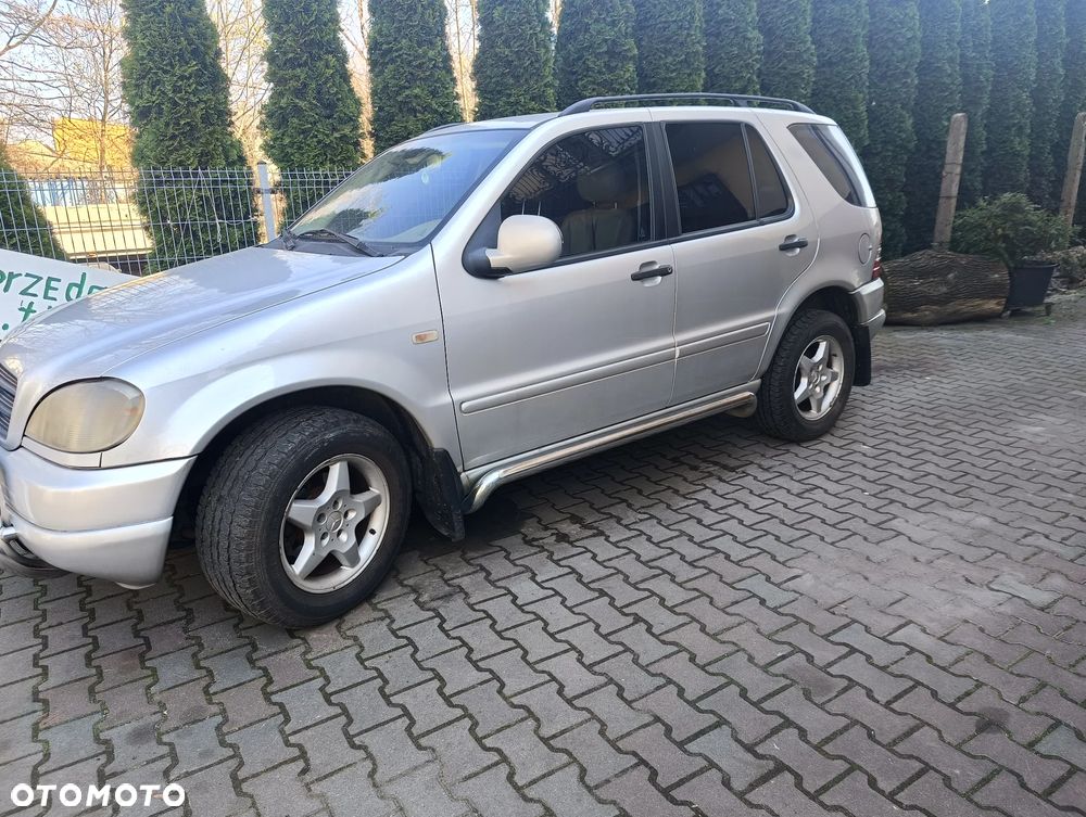 Mercedes-Benz ML 270 CDI Inspiration - 4