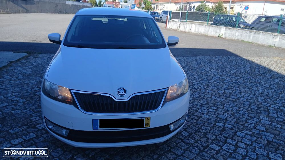 Skoda Rapid Spaceback 1.2 TSi Elegance - 4