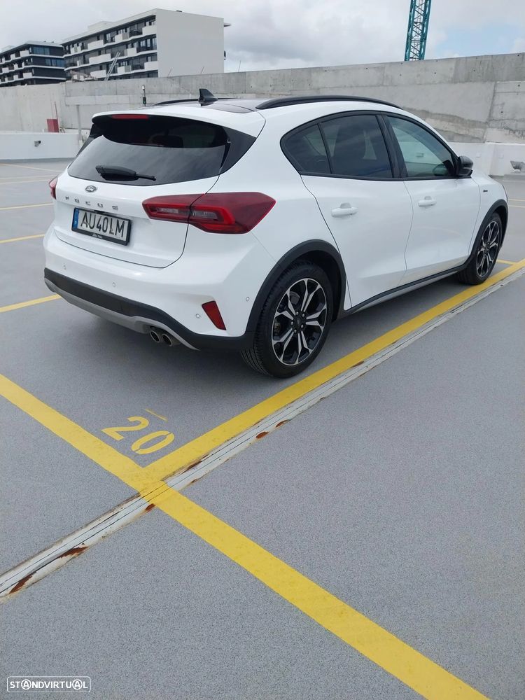 Ford Focus 1.5 TDCi ECOBlue Active X - 6