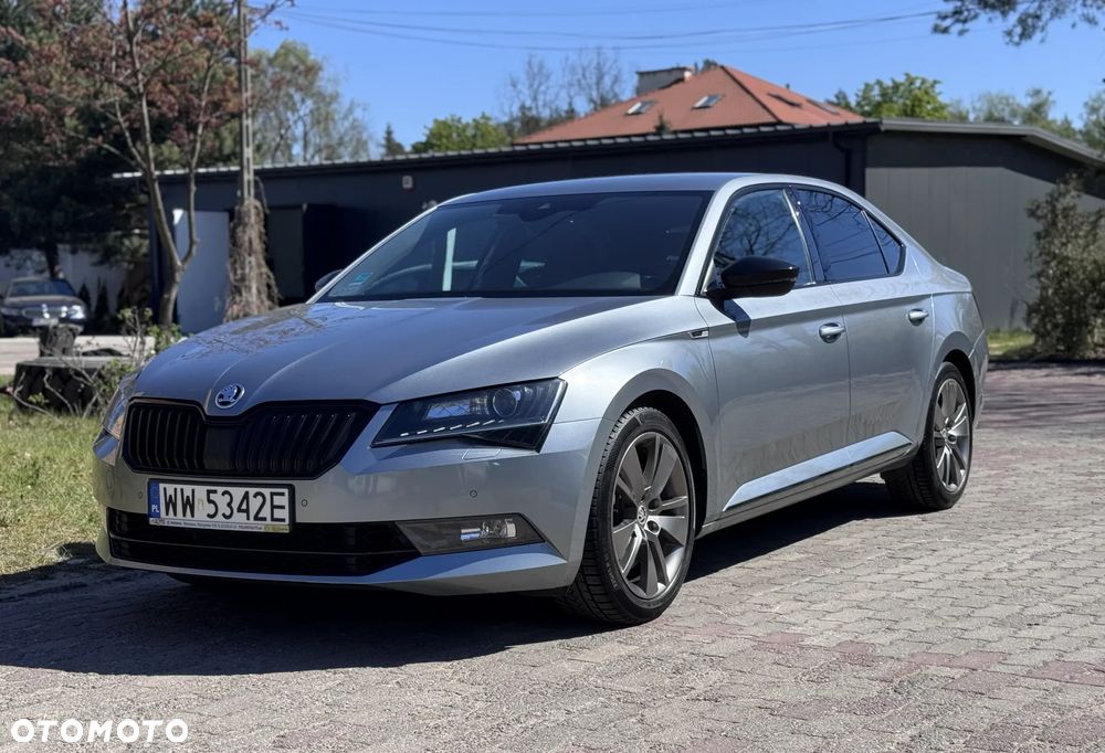 Skoda Superb 2.0 TSI 4x4 Sportline DSG - 19