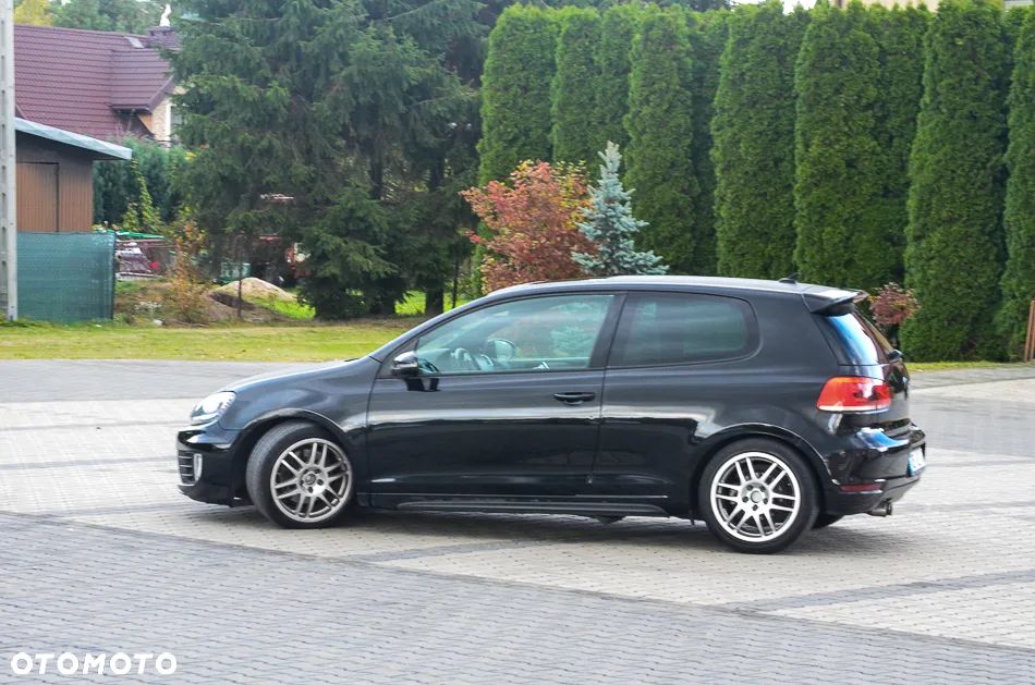 Volkswagen Golf 2.0 TDI DPF DSG GTD - 18