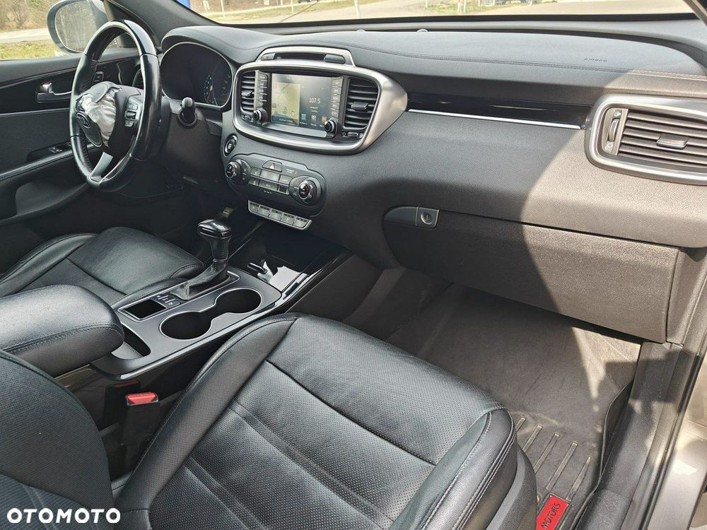 Kia Sorento - 19