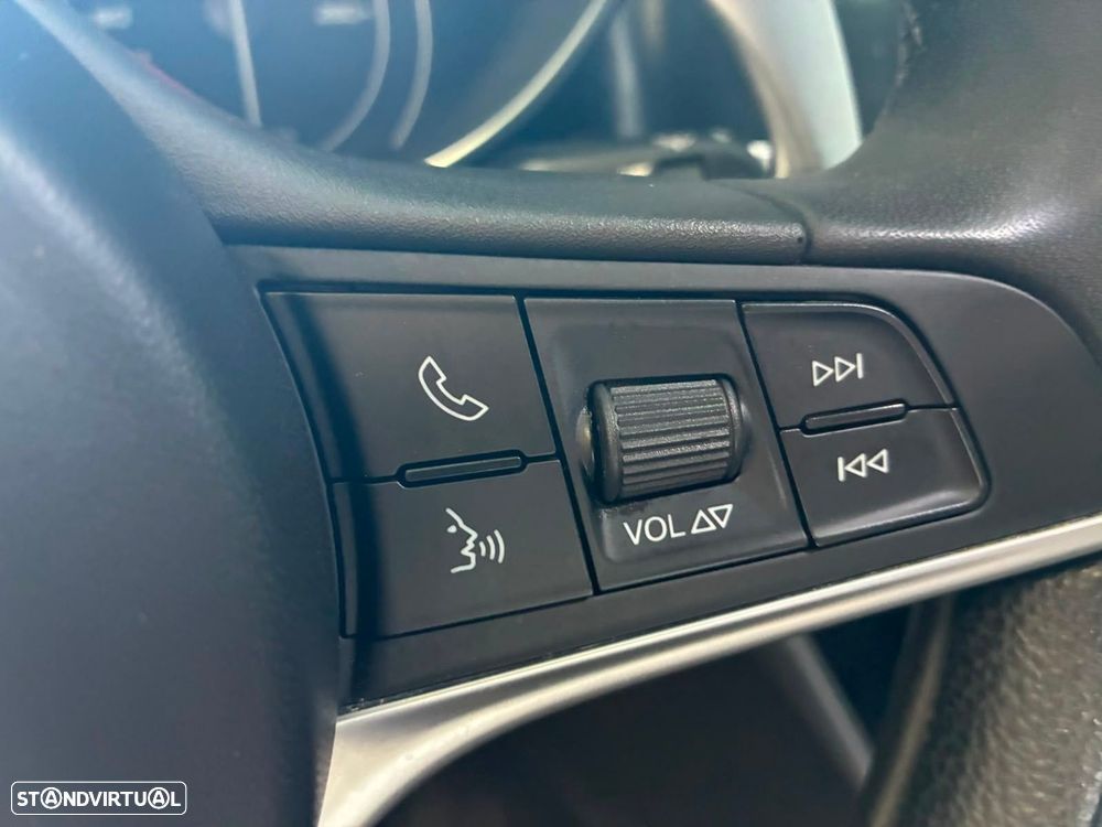 Alfa Romeo Giulia 2.2 D Super AT8 - 23