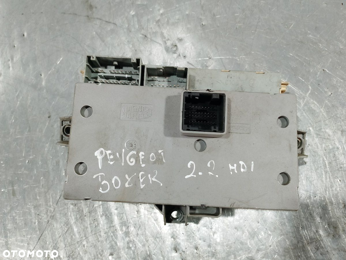 SKRZYNKA BEZPIECZNIKÓW PEUGEOT BOXER III 2.2 HDI - 4