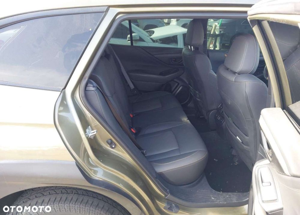 Subaru Outback - 11