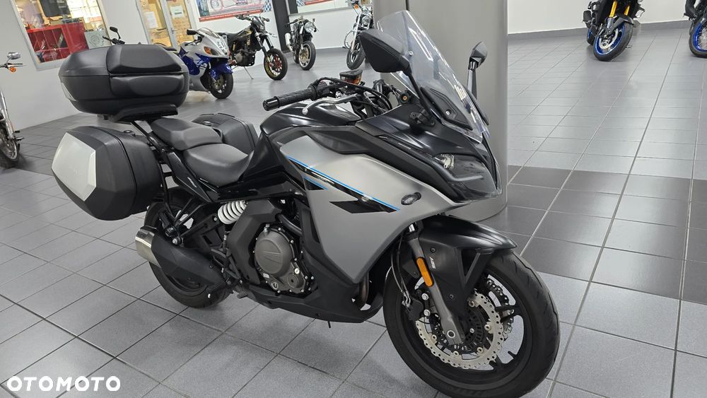 CFMoto 650 MT - 1