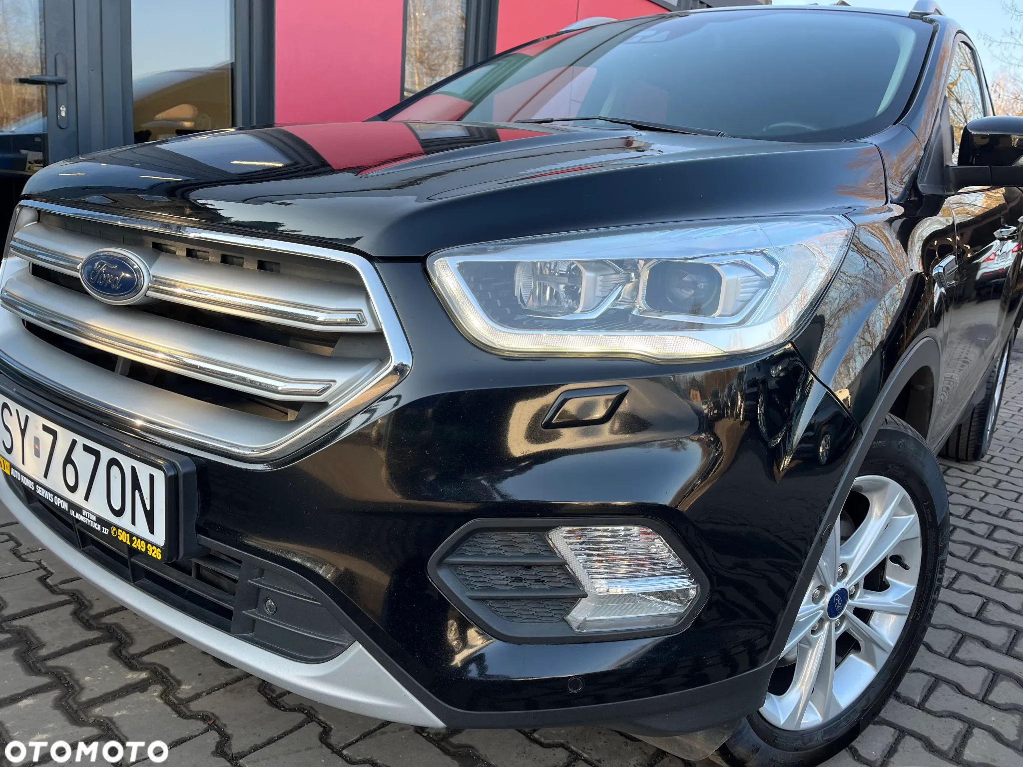 Ford Kuga 2.0 TDCi AWD Titanium - 4