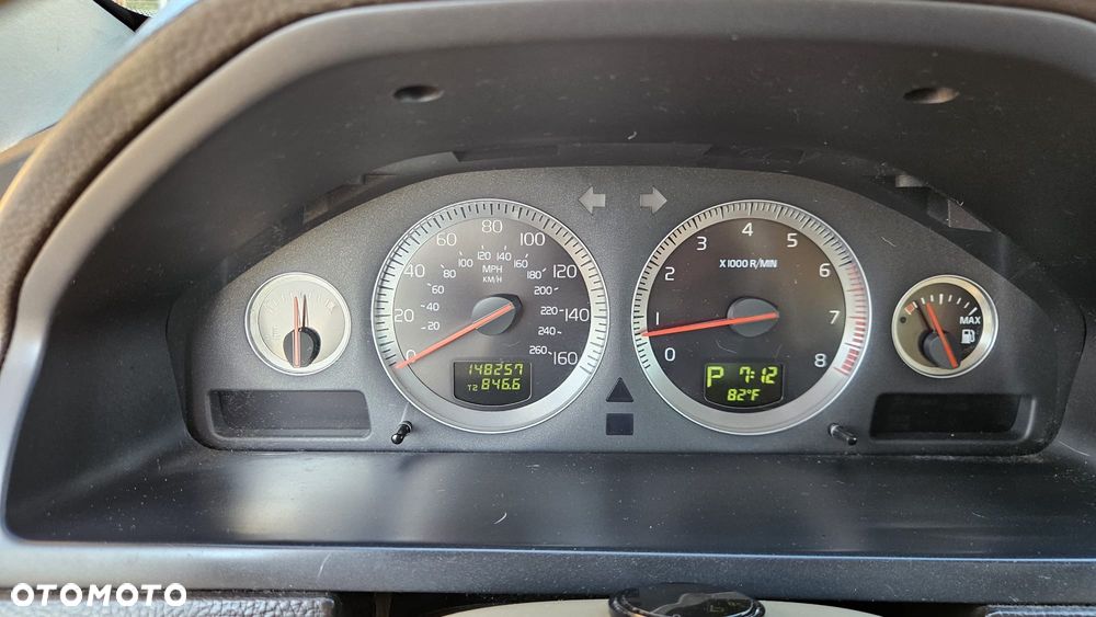 Volvo XC 90 4.4 V8 AWD Executive - 10