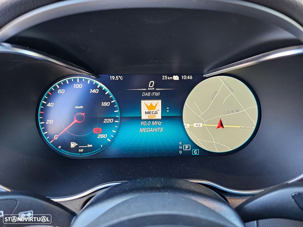Mercedes-Benz GLC 300 de 4Matic 9G-TRONIC AMG Line Plus - 24