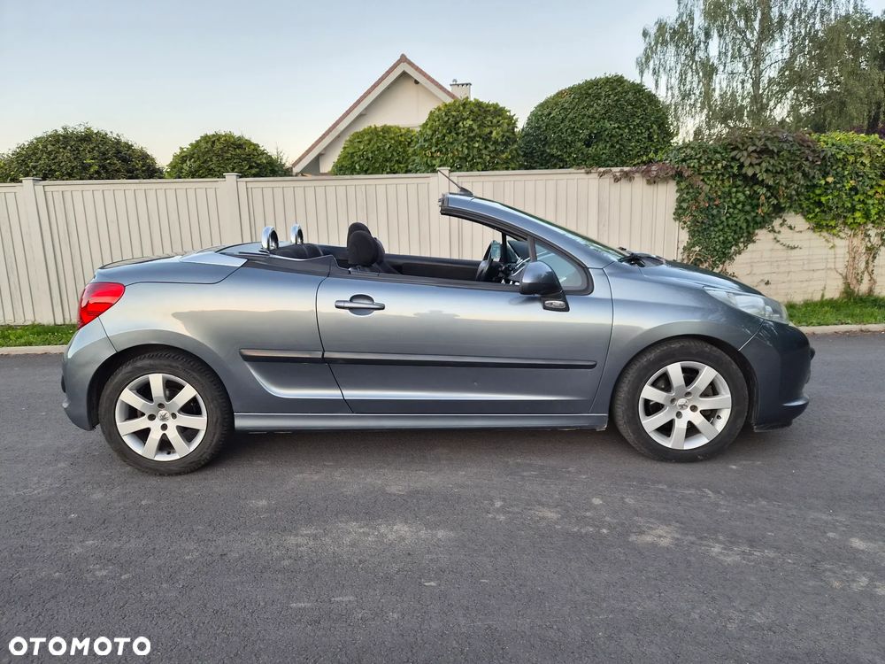 Peugeot 207 CC - 5