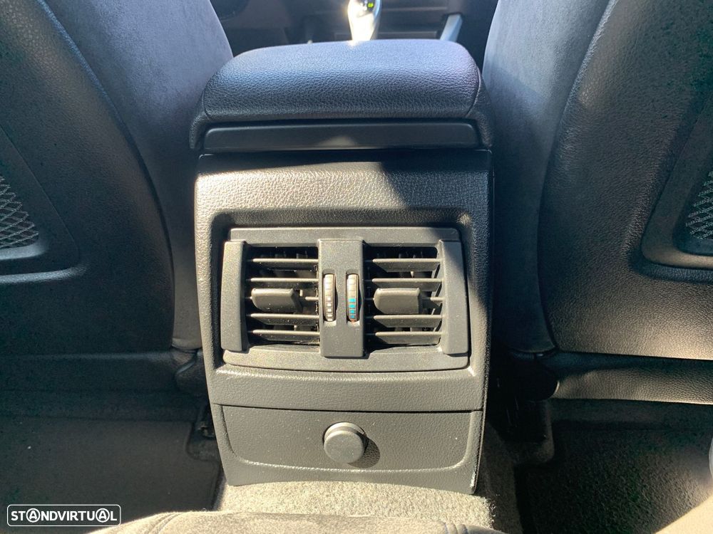 BMW 220 d Coupe Pack M Auto - 43