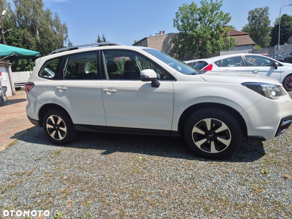 Subaru Forester 2.0i Comfort EU6 - 8