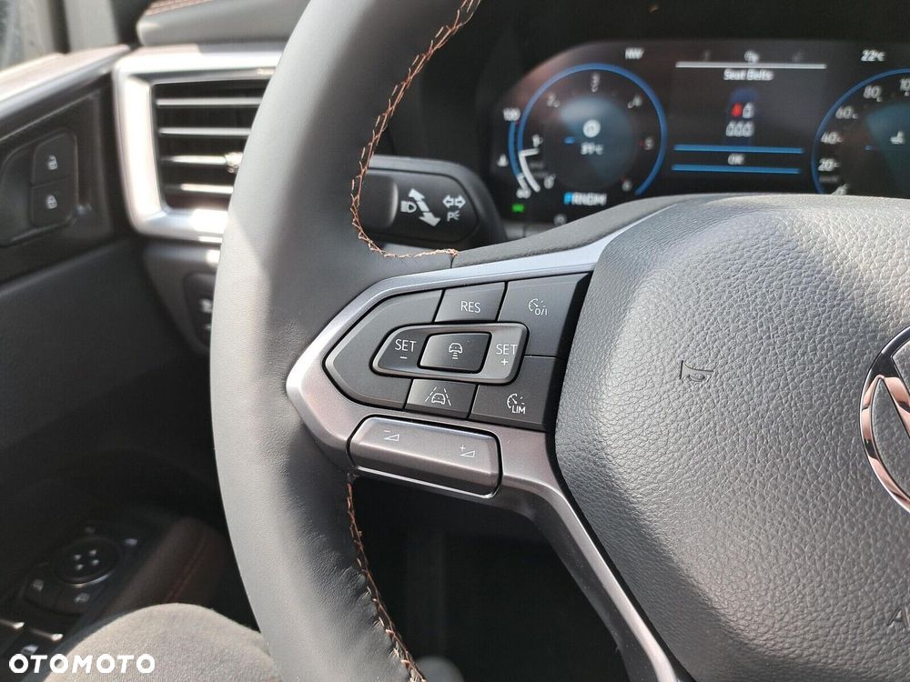 Volkswagen Amarok - 22
