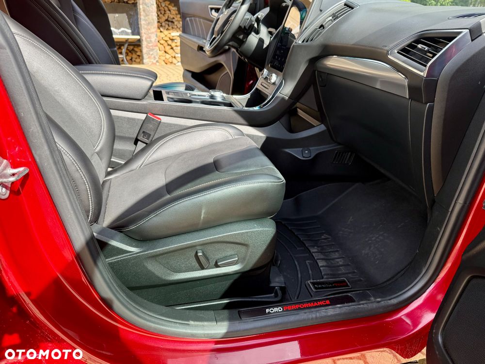 Ford Edge - 14
