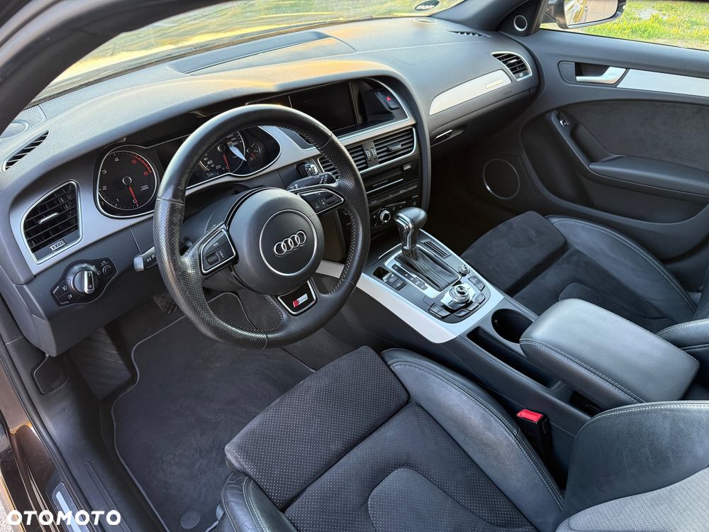 Audi A4 Avant 2.0 TDI DPF quattro S tronic S line Sportpaket - 15
