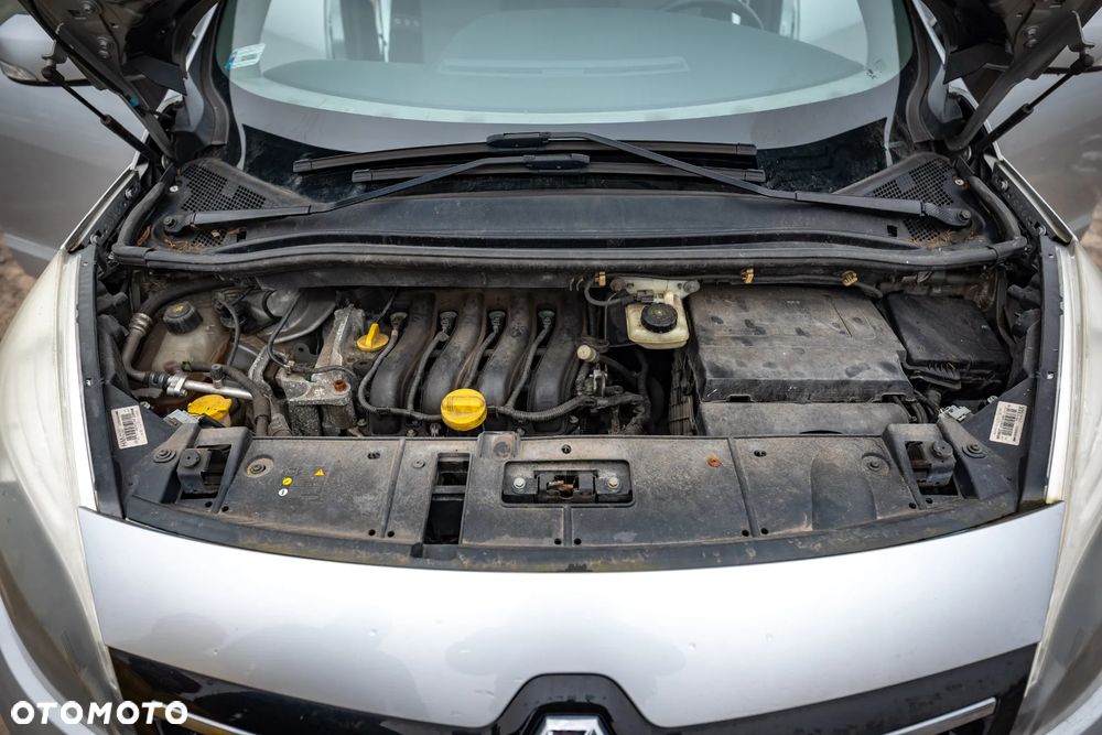 Renault Scenic 1.6 16V 110 LIMITED - 10