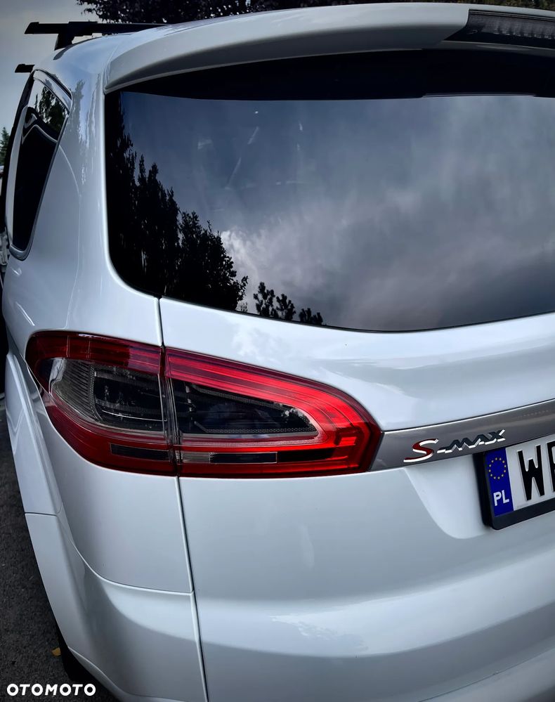 Ford S-Max - 32
