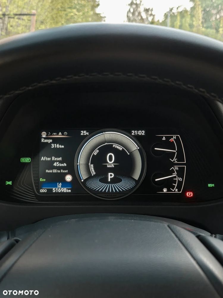Lexus UX - 7
