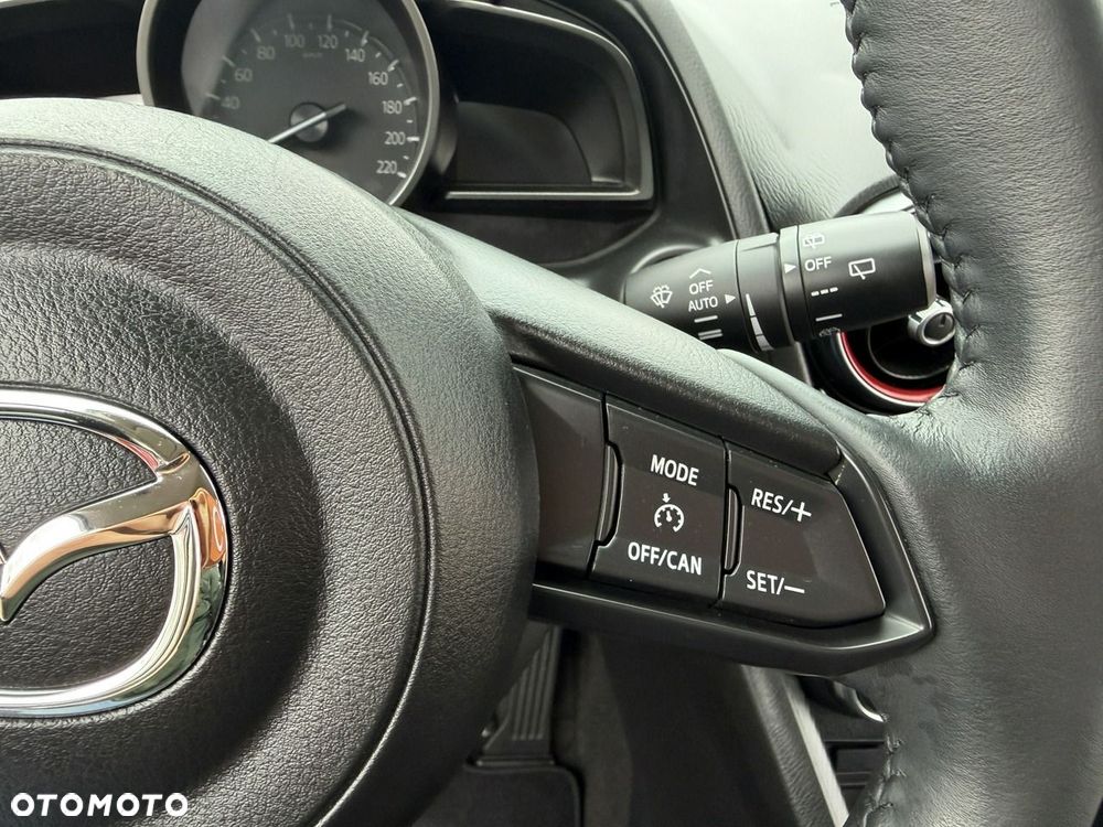 Mazda 2 - 24