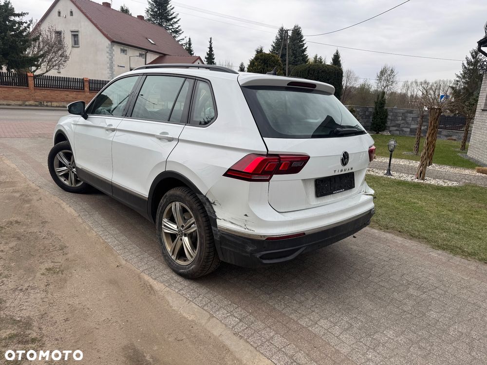 Volkswagen Tiguan 2.0 TDI SCR 4MotION DSG Elegance - 13