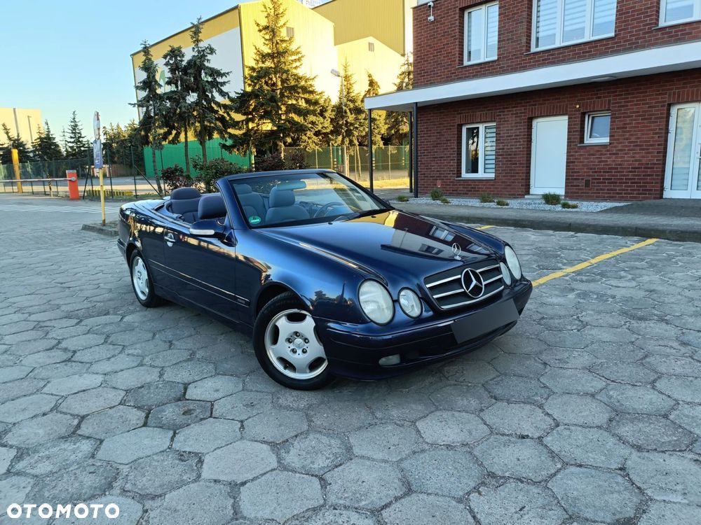 Mercedes-Benz CLK - 1