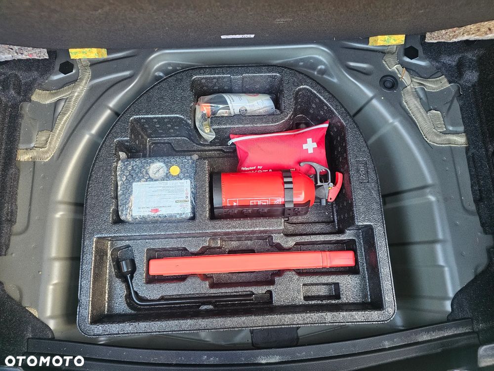 Toyota Auris 1.4 D-4D Luna - 21