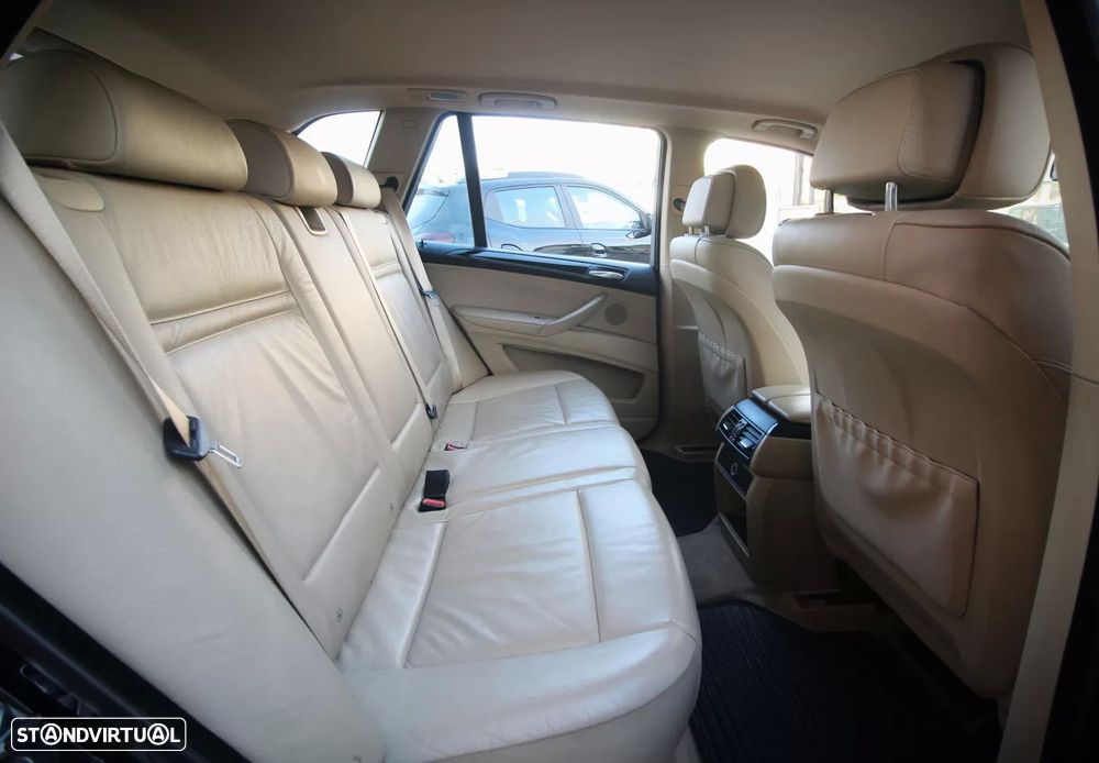 BMW X5 30 i xDrive - 26