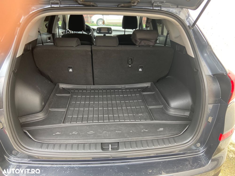 Hyundai Tucson - 11