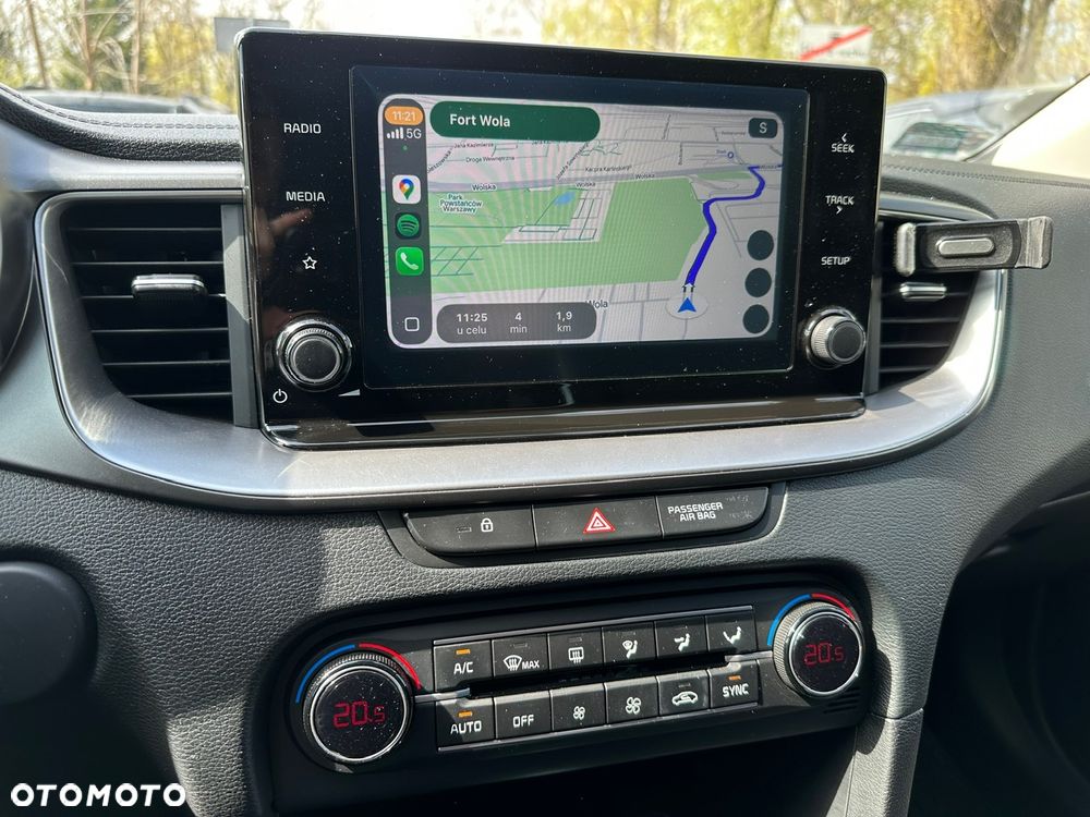 Kia Ceed 1.6 CRDi mHEV M - 24