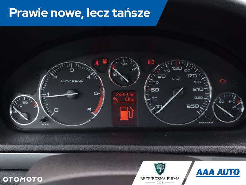 Peugeot 407 - 13