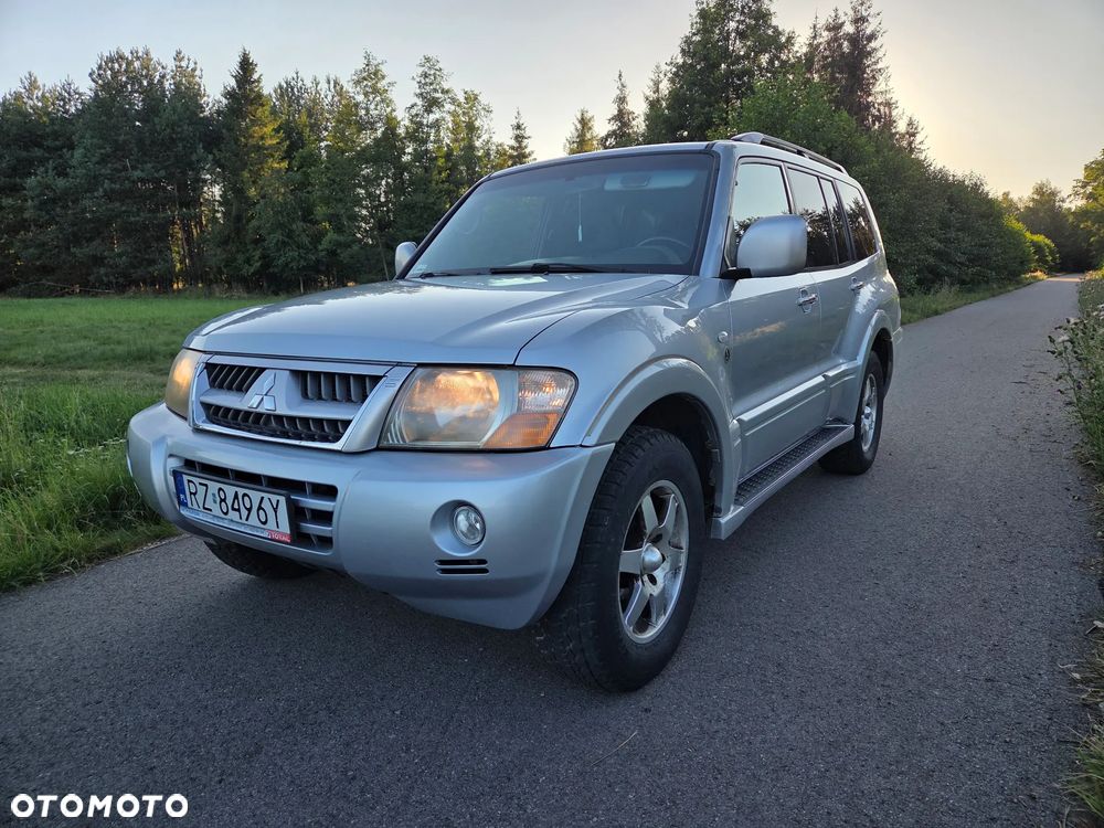 Mitsubishi Pajero 3.2 DID Instyle DAKAR - 1