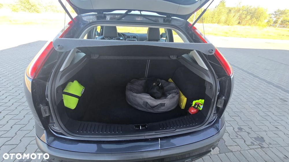 Ford Focus 1.6 16V Ambiente - 15