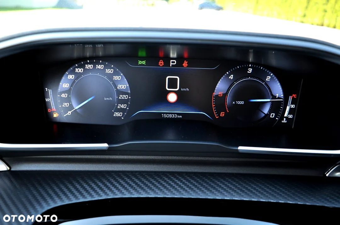 Peugeot 508 BlueHDi 130 EAT8 Allure Pack - 23