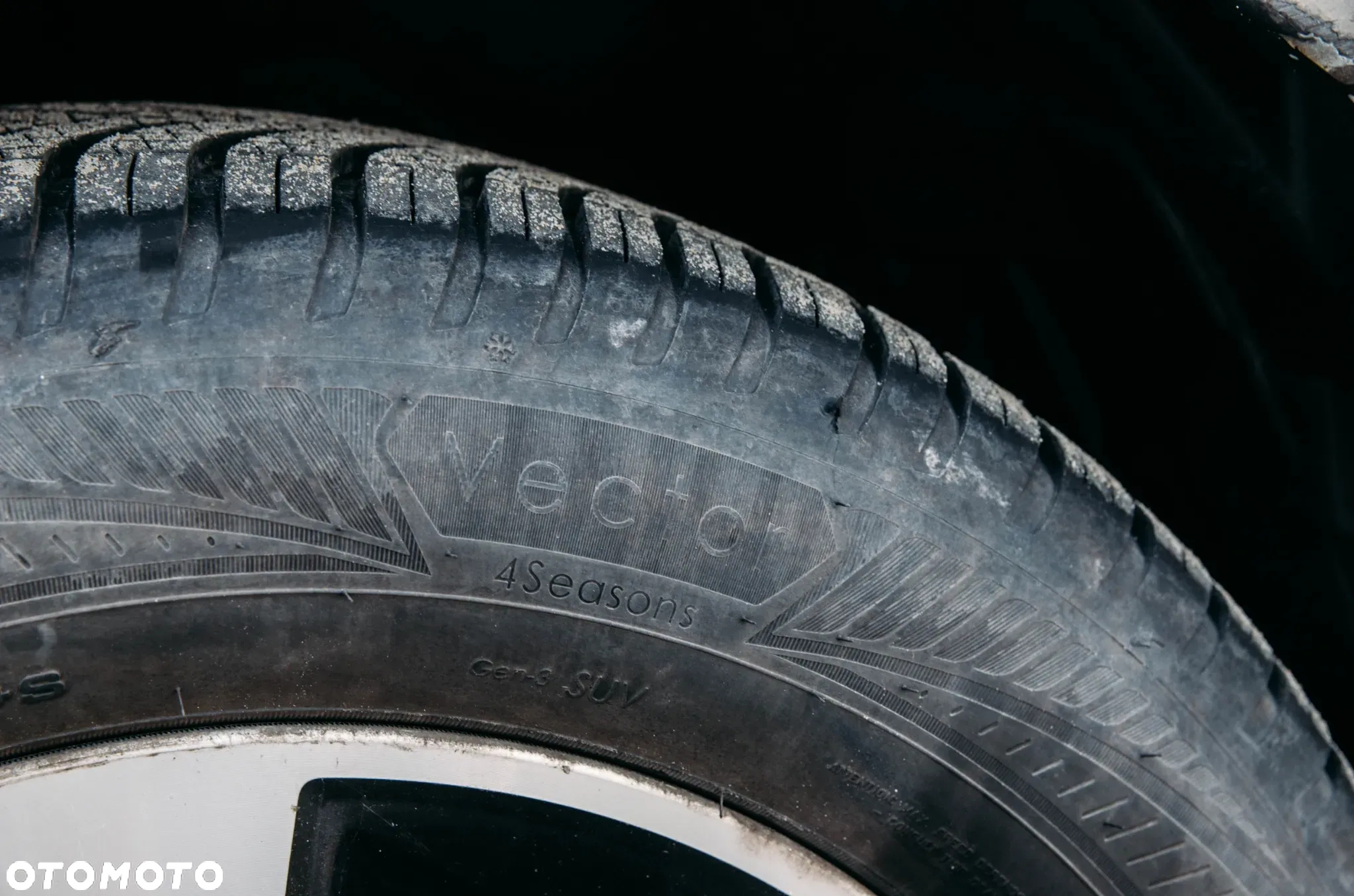 Subaru Forester 2.0 D Exclusive Lineartronic - 32