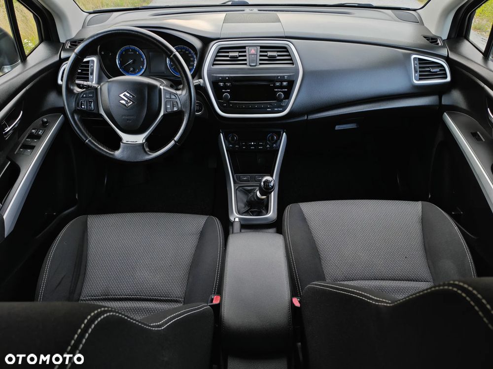 Suzuki SX4 S-Cross 1.6 DDiS 4x2 Comfort+ - 32