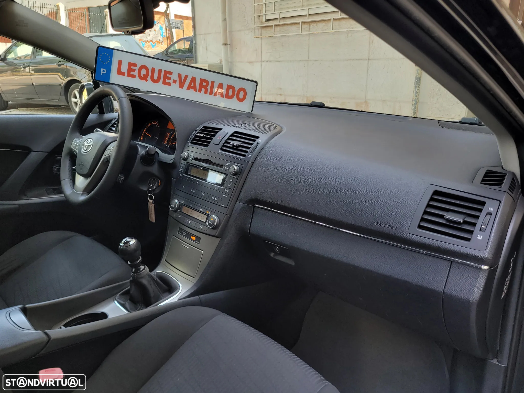 Toyota Avensis SW 2.0 D-4D - 47