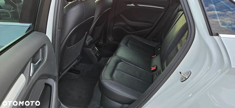 Audi A3 Limousine 1.6 TDI (clean diesel) S line Sportpaket - 9