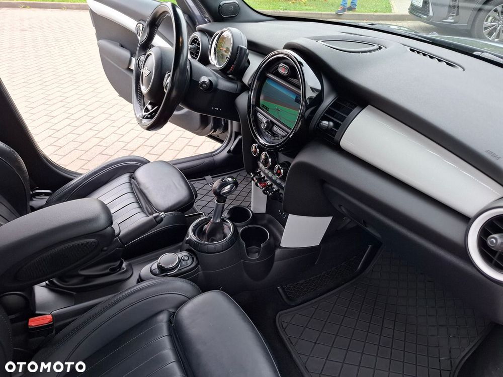 MINI Cooper - 19