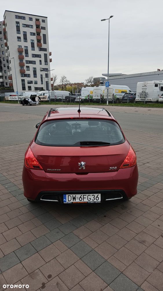 Peugeot 308 1.6 Premium Plus - 2