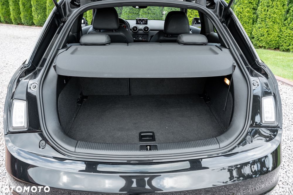 Audi A1 Sportback 1.4 TFSI S line Sportpaket - 30