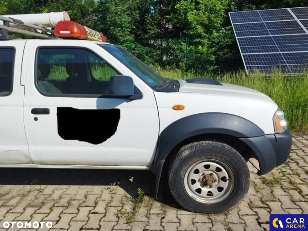 Nissan NP300 - 12