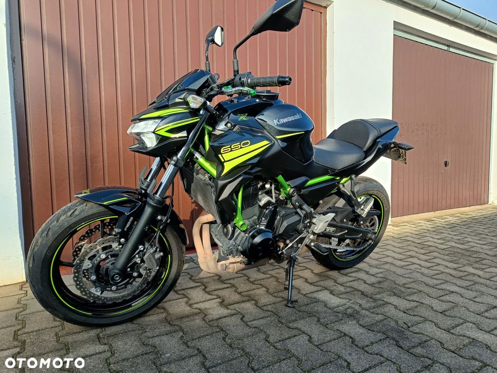 Kawasaki Z 650 - 23