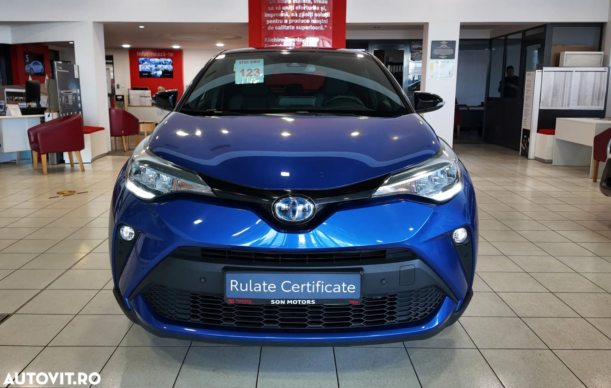 Toyota C-HR 1.8 HSD 122 CP 4x2 CVT C-ult Style bi-tone - 2