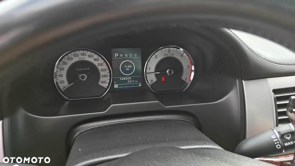 Jaguar XF 3.0 V6 D Luxury - 23