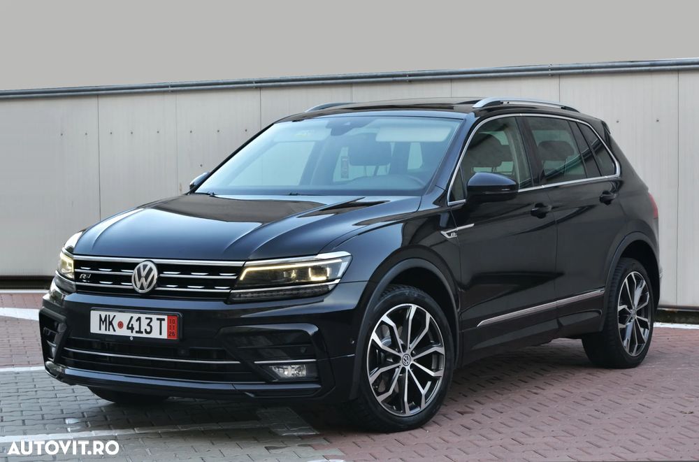 Volkswagen Tiguan - 1