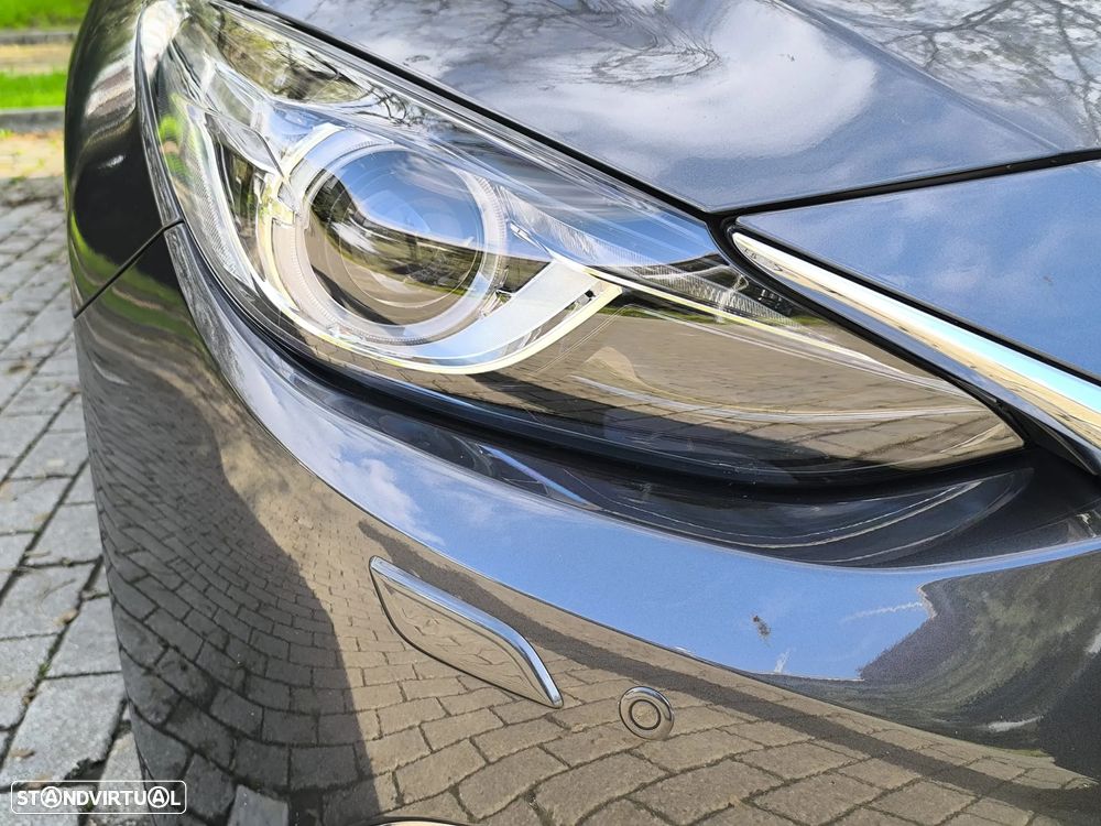 Mazda 3 Hatchback - 9