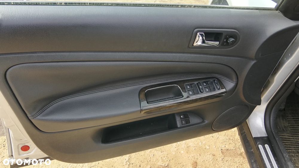 VW PASSAT B5 FL KOMBI - 13