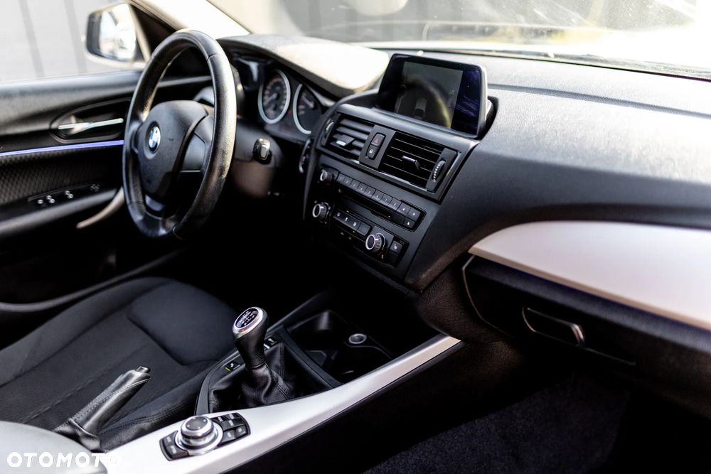 BMW Seria 1 116d Urban Line - 22