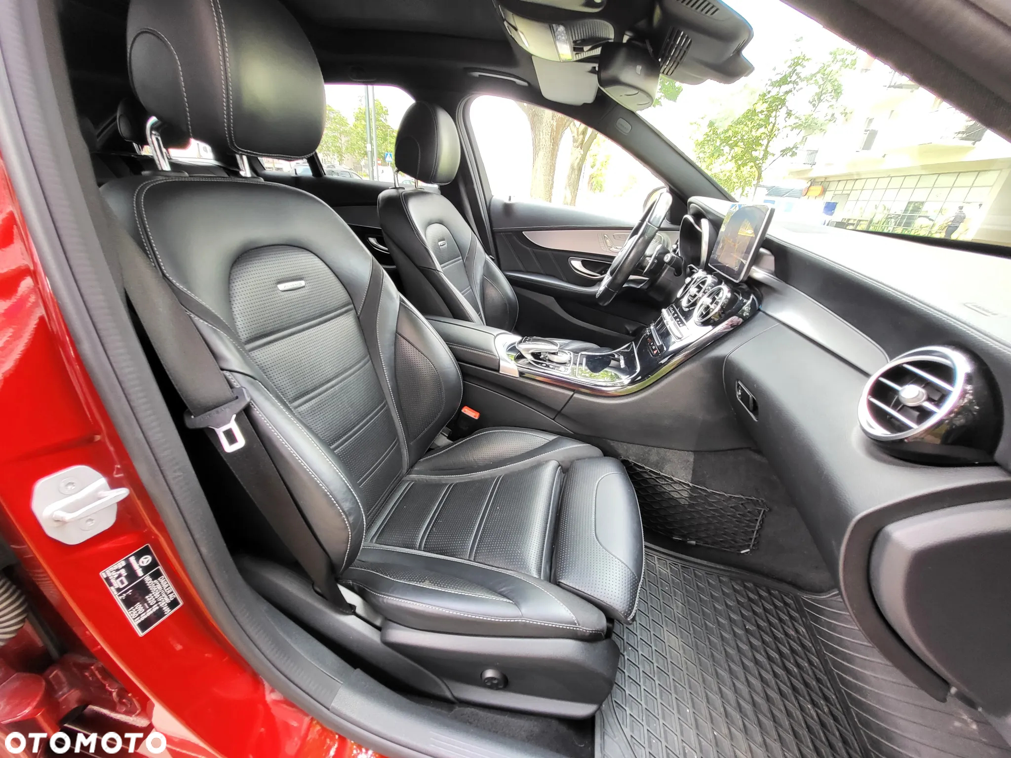 Mercedes-Benz Klasa C AMG 63 - 37